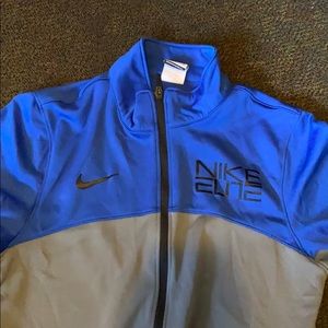Nike elite men’s small jacket